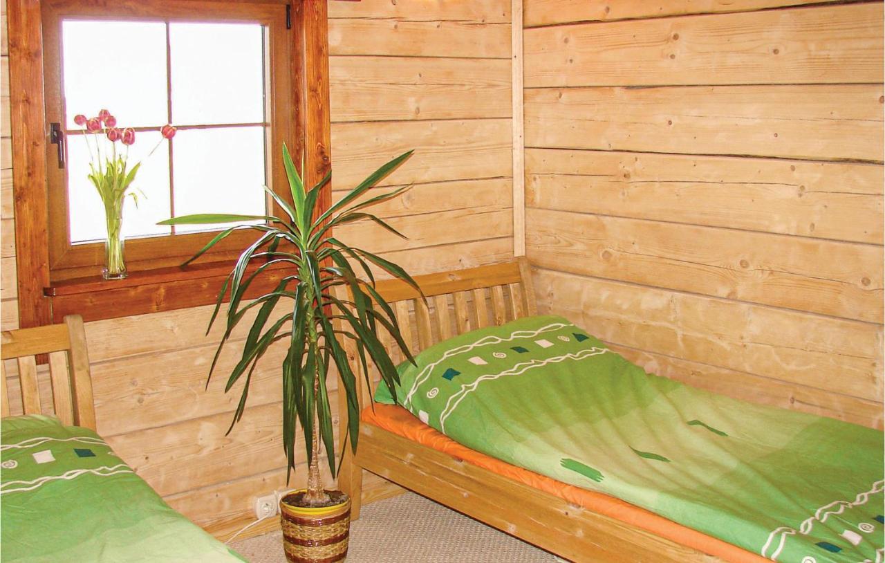 3 Bedroom Cozy Home In Mscice Podamirowo Экстерьер фото